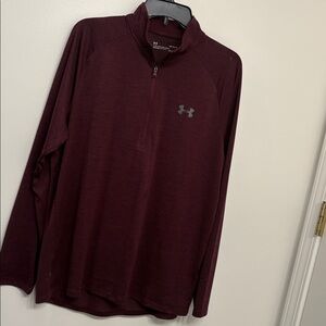 UA HeatGear Loose fit 1/2 zip